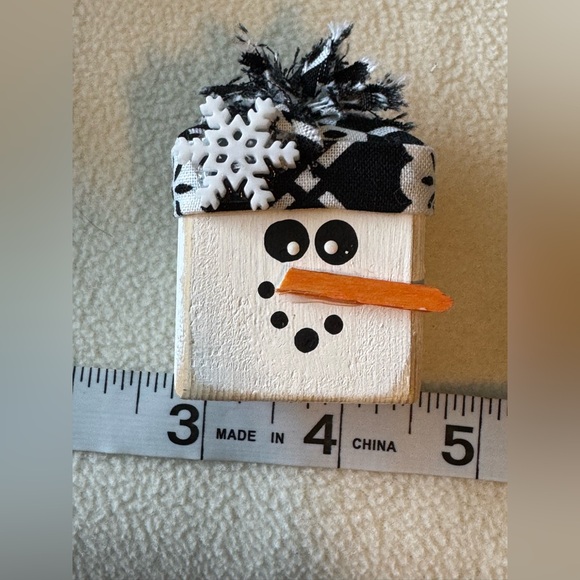 Holiday Winter Snowman Decorative Blocks Set of 5 - Picture 13 of 13